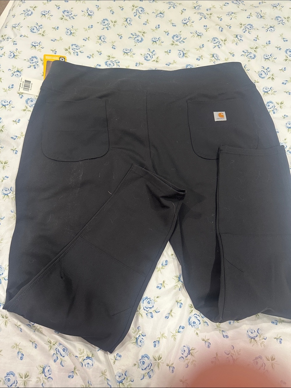 Carhartt women’s Black Stretch Cargo Pants - Picture 2 of 4